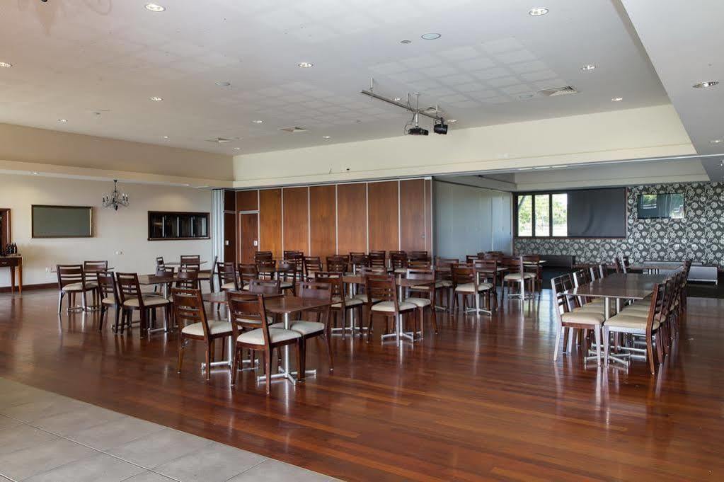 Merinda Village Hotel Bowen Zewnętrze zdjęcie